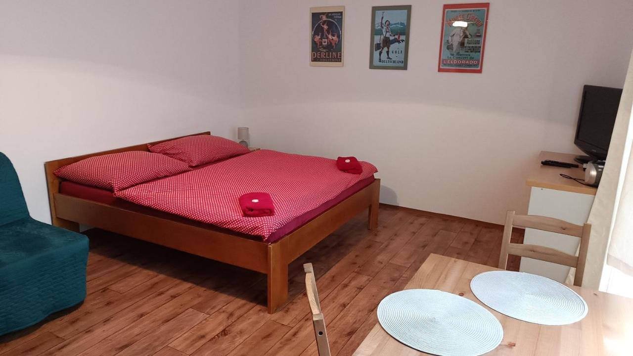 יאנסקה לזנה Apartmanek U Lanovky מראה חיצוני תמונה